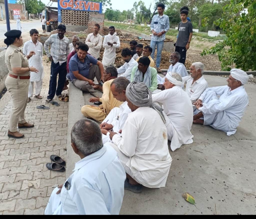 Cyber Awareness Campaign Public Informed About Cyber Crime and Safe Social Media Usage in Village Dadupur Ratia